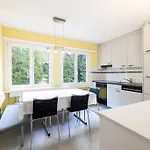 Paradies 021 아파트