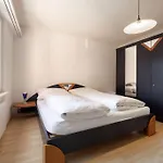 아파트 Paradies 021 *